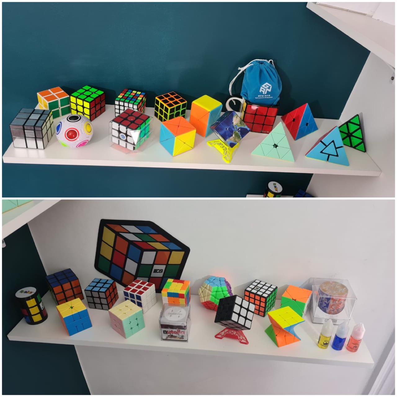 Rubik'S Cube Display Shelf